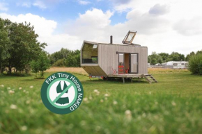 Tiny House Pioneer 7 Naked - Green Tiny Spot Hooksiel im FKK-Bereich